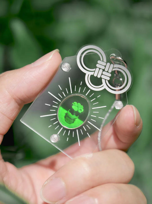 Four-Leaf Clover Lucky Amulet for Luck & Wishes | 3D Hologram Feng Shui Charm | Lucky Hologram