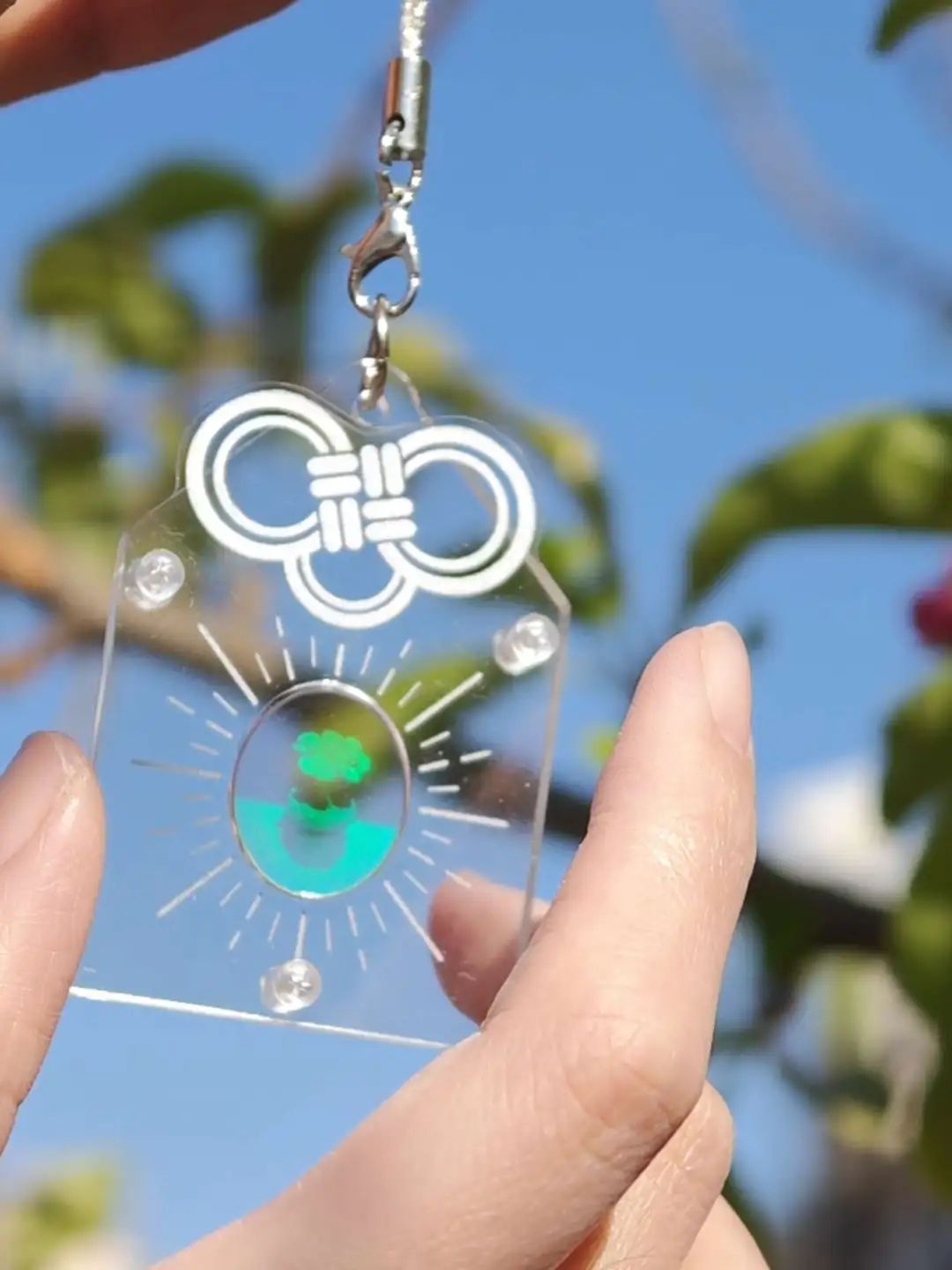 Four Leaf Clover Lucky Amulet | Volume Hologram Tech